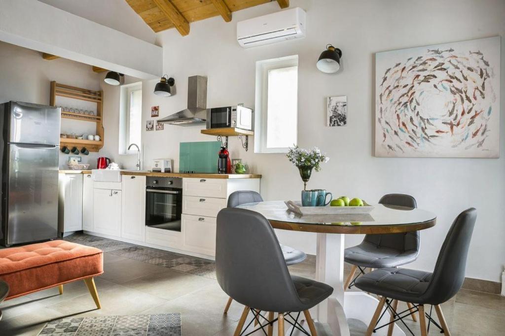 Aelia Cottage Mánganos Eksteriør billede